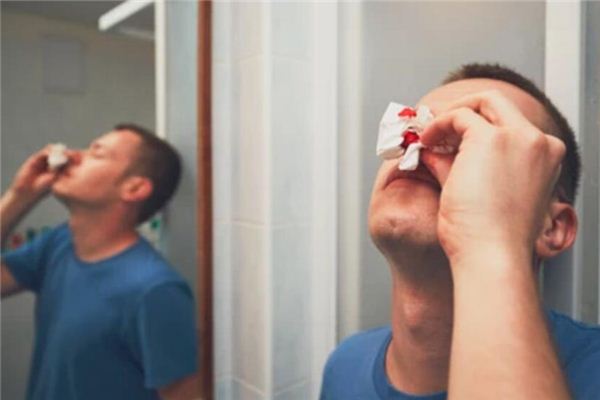 梦见流鼻血是什么意思 梦见流鼻血是什么意思