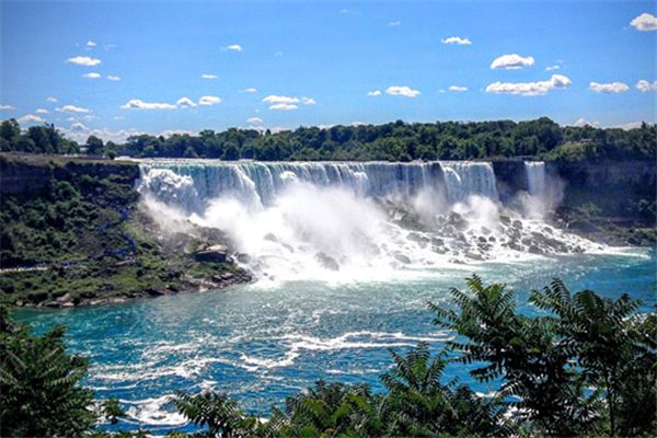 梦见流水是什么意思 梦见流水是什么意思